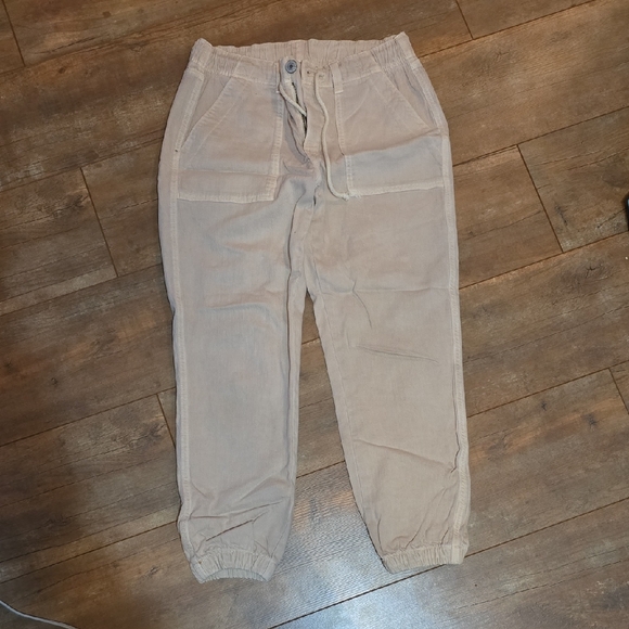 American Eagle Outfitters Pants - American Eagle Outfitters Womens Beige Cargo Joggers